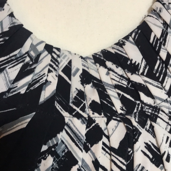 Style & Co Black/White S/S Top - Picture 3 of 6